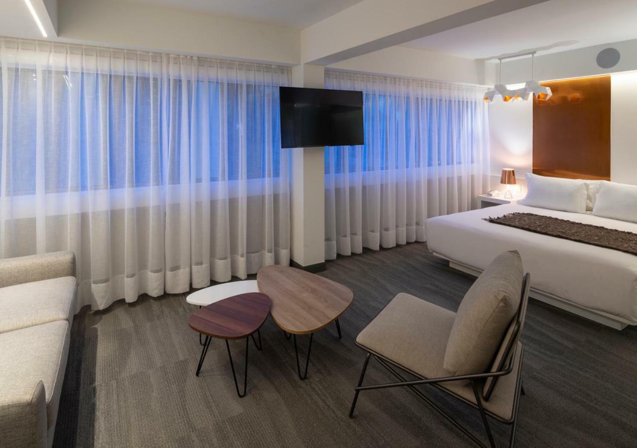 45 By Director Hotel Сантяго Екстериор снимка